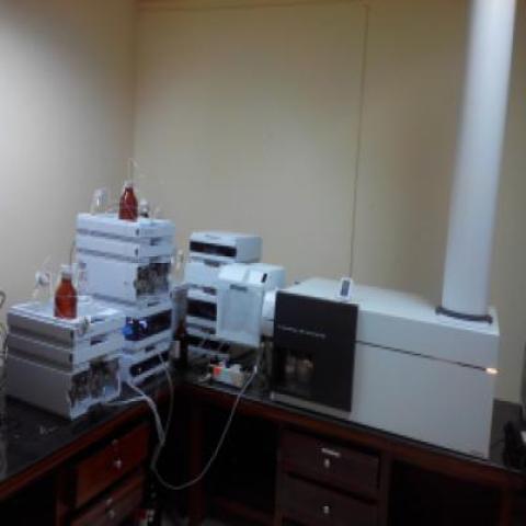 High Resolution Liquid Chromatograph Mass Spectrometer High Resolution Liquid Chromatograph Mass Spectrometer