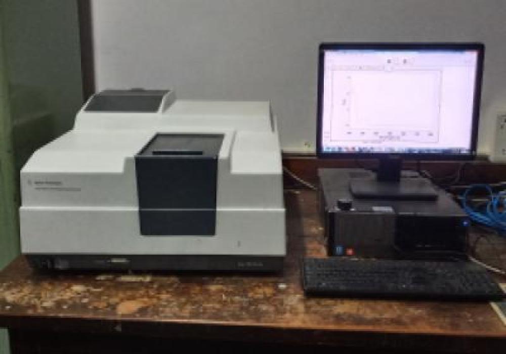 UV-Vis Spectrophotometer