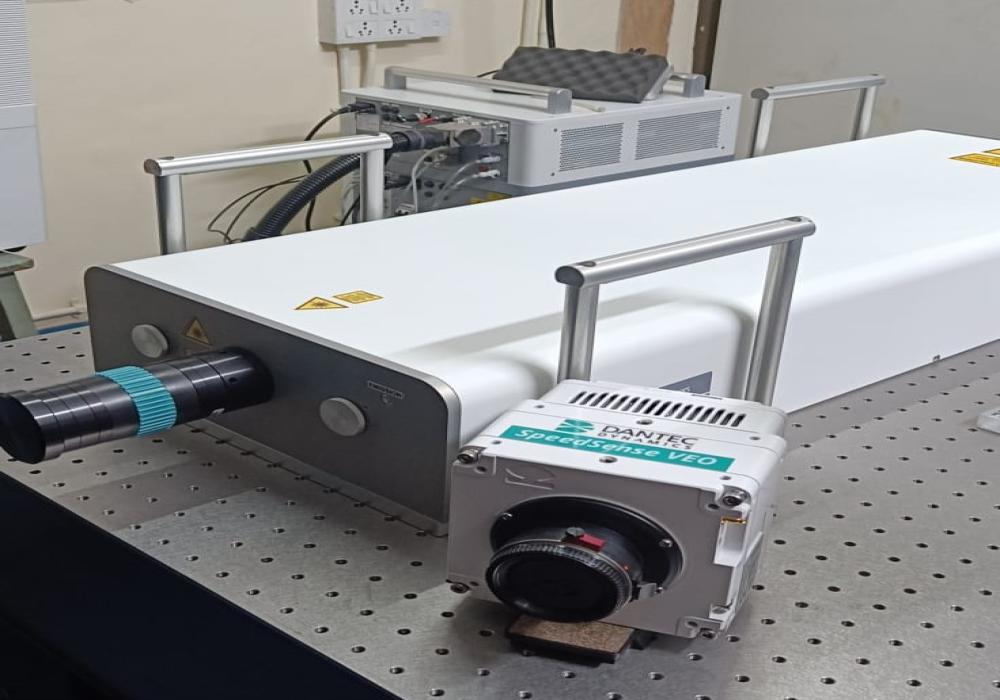 Litron laser and phantom high speed camera (VEO-610)